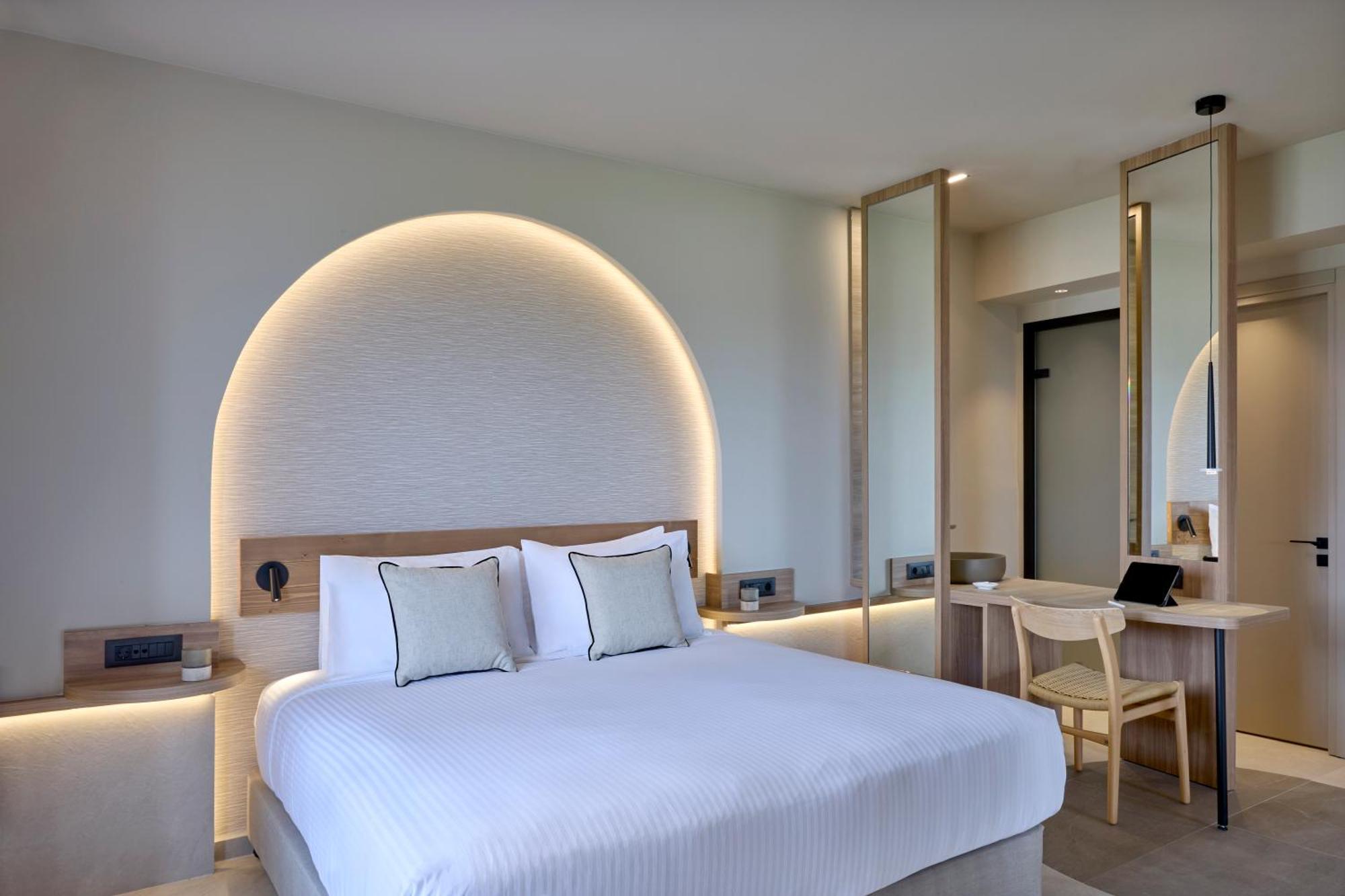 Ammos Luxury Resort 5*