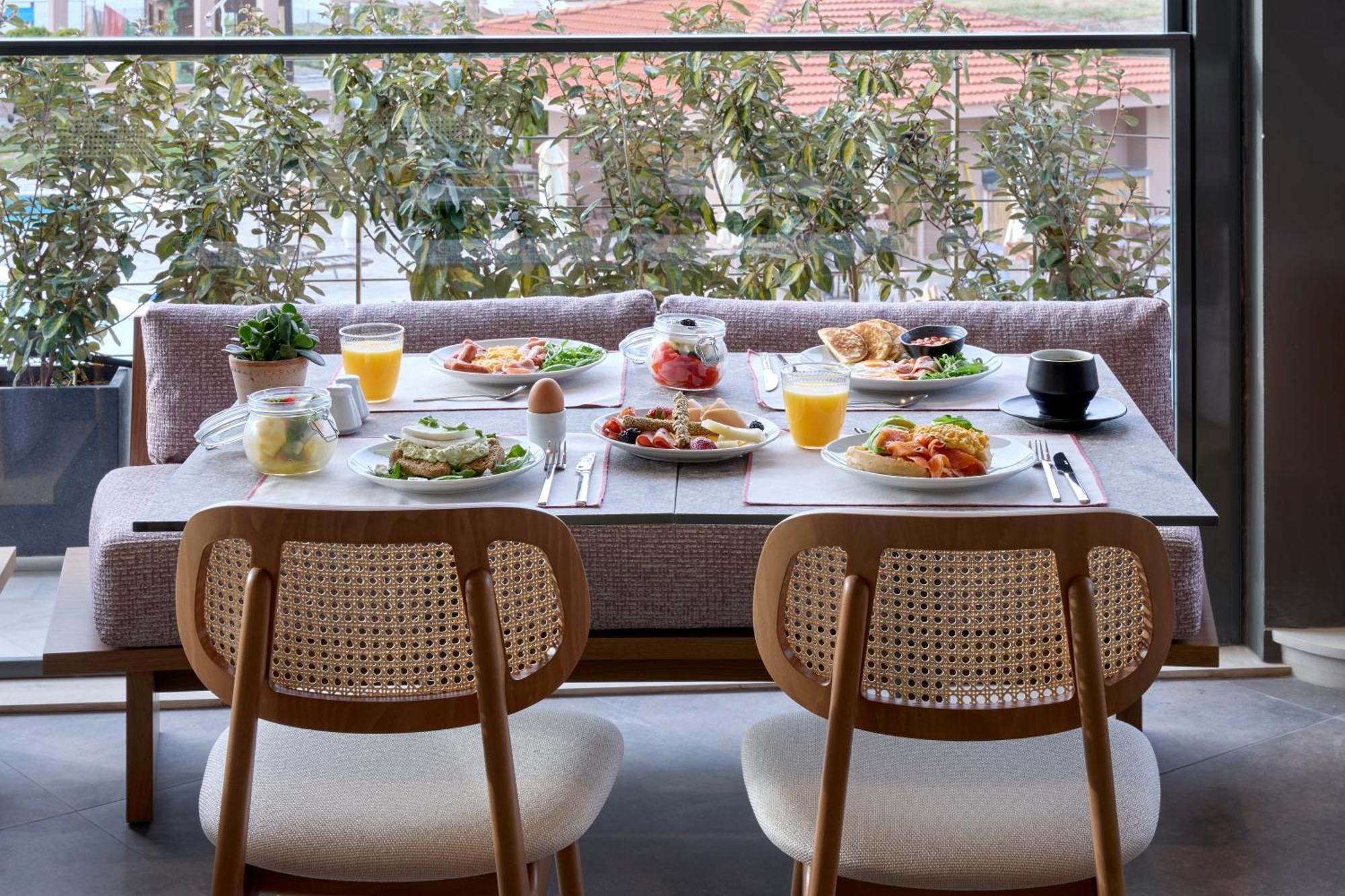 Ammos Luxury