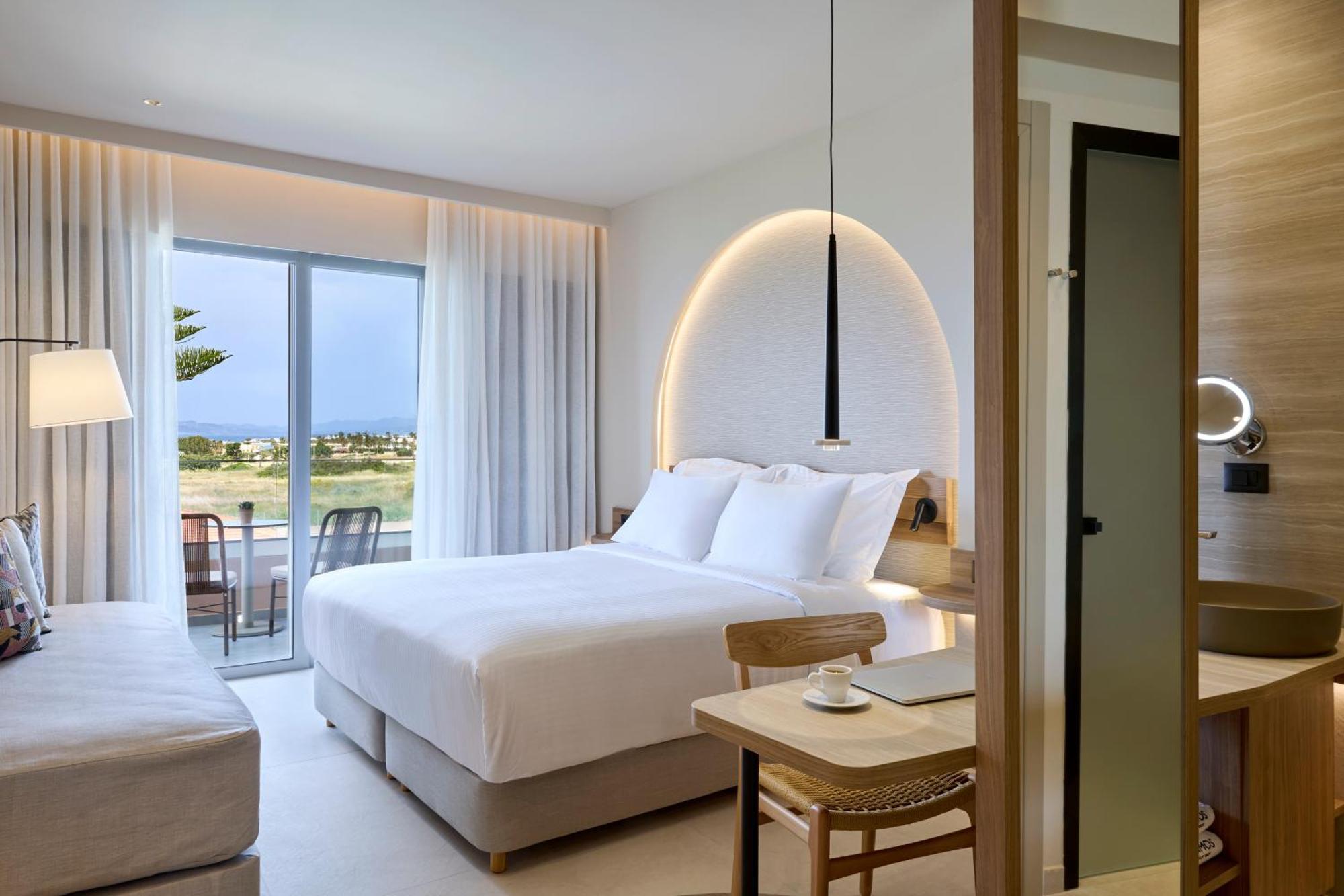 Ammos Luxury